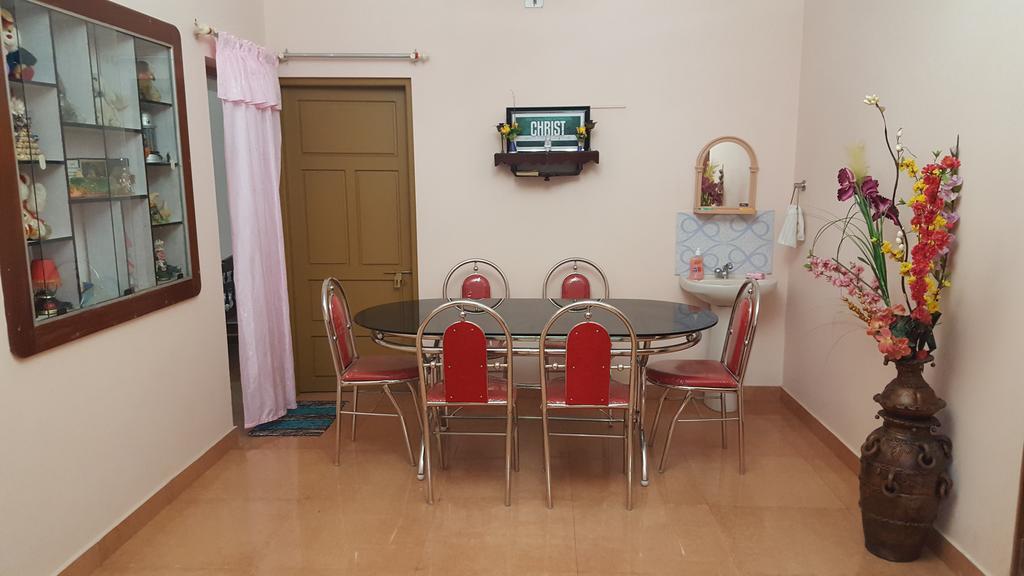 Valiyathayil Home Stay Kochi Εξωτερικό φωτογραφία